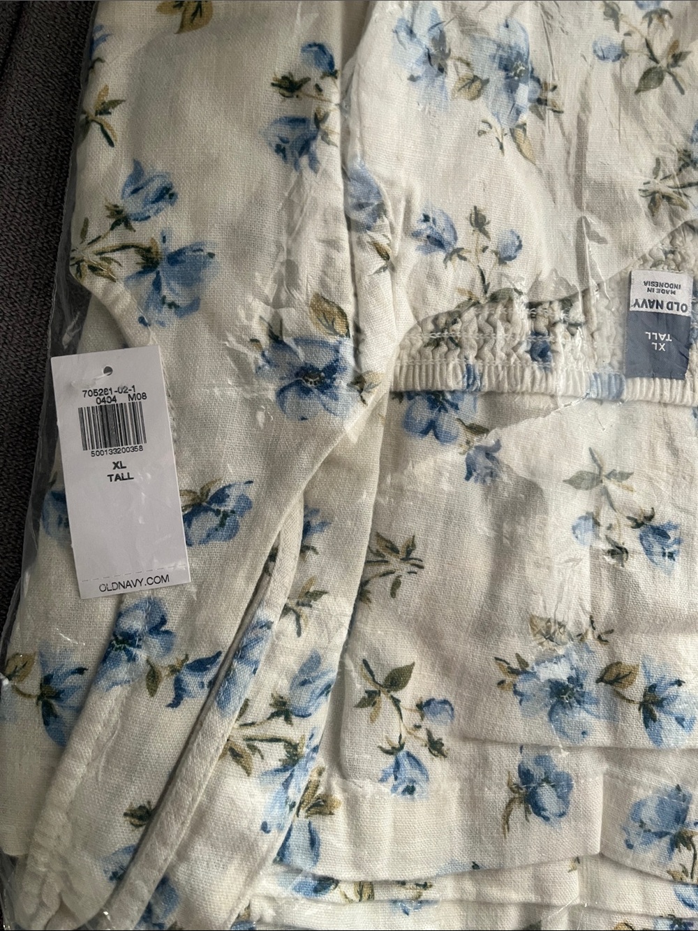 Cream blue floral Maxi Dress (pictures used in order not to open dress)